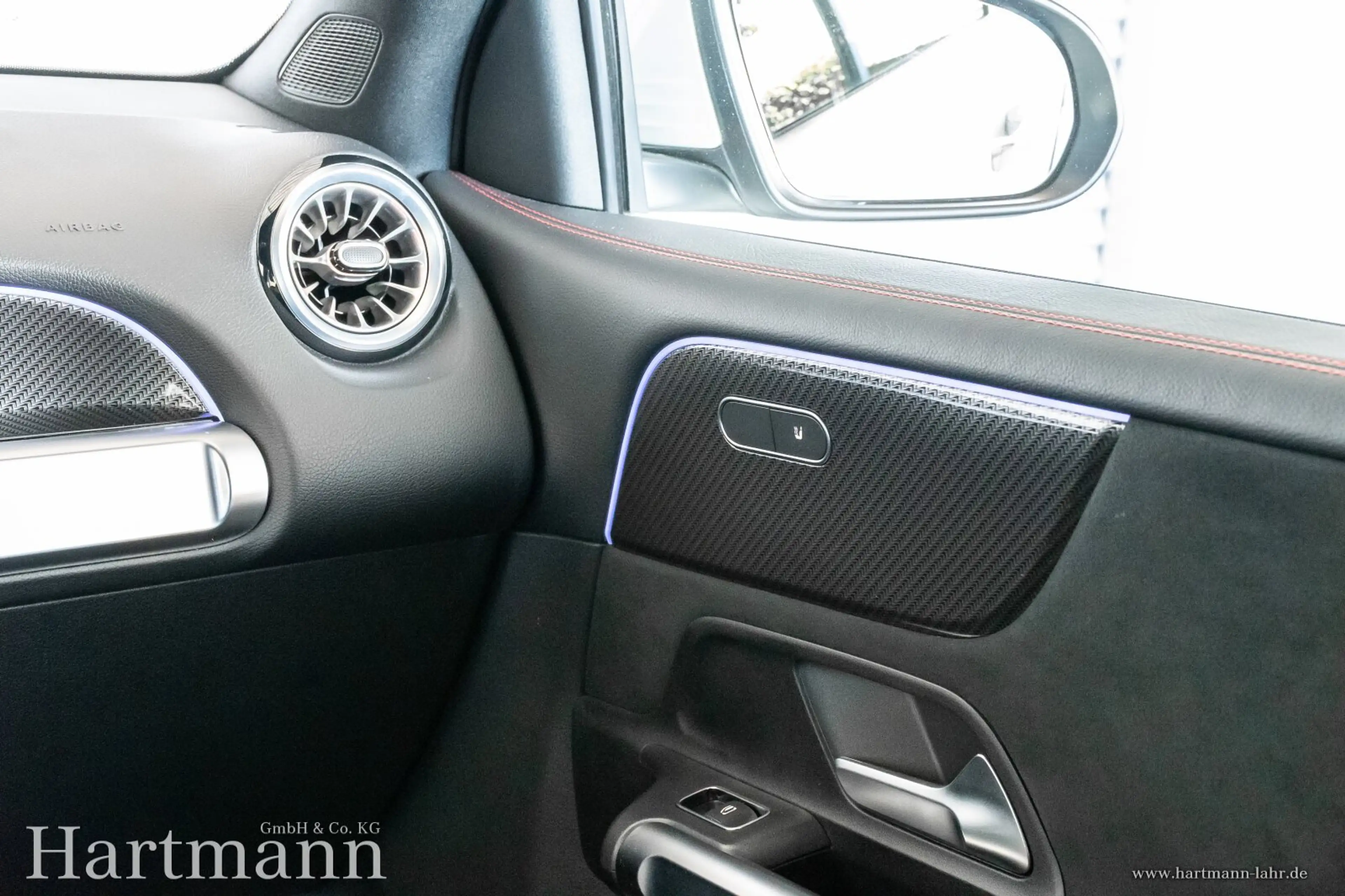 Mercedes-Benz GLB 200 GLB 200 AMG Fahrassistenz Multibeam AHK KeylGo — photo 10