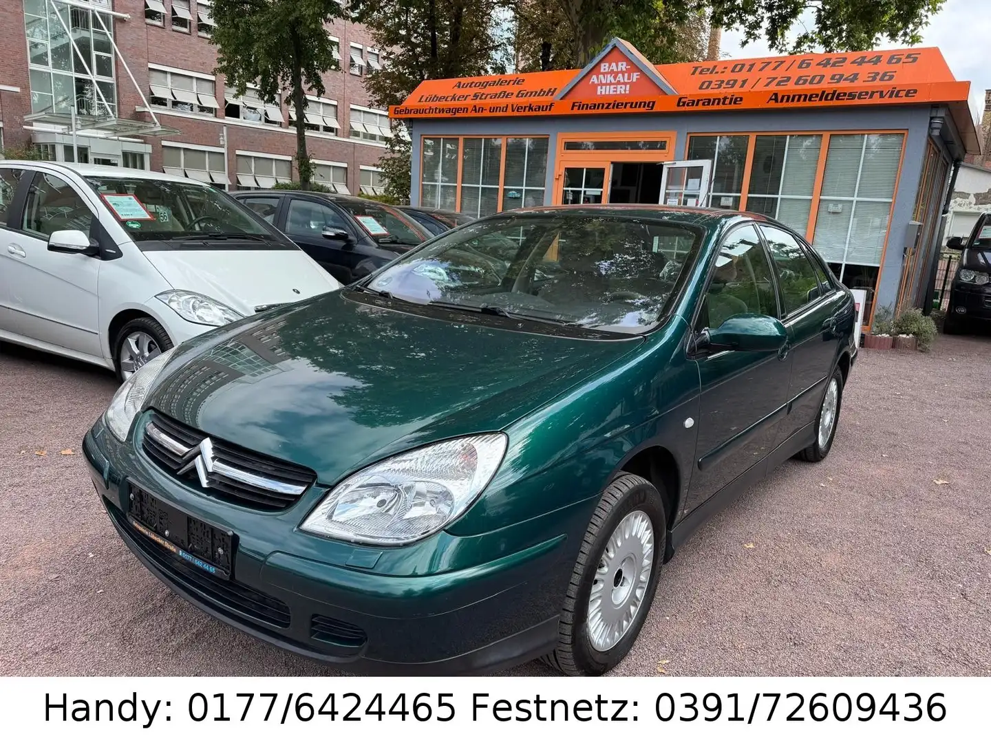Citroen C5 3.0 V6 Exclusive AUTOMATIK/XENON/SHZ/8xALU Grün - 1
