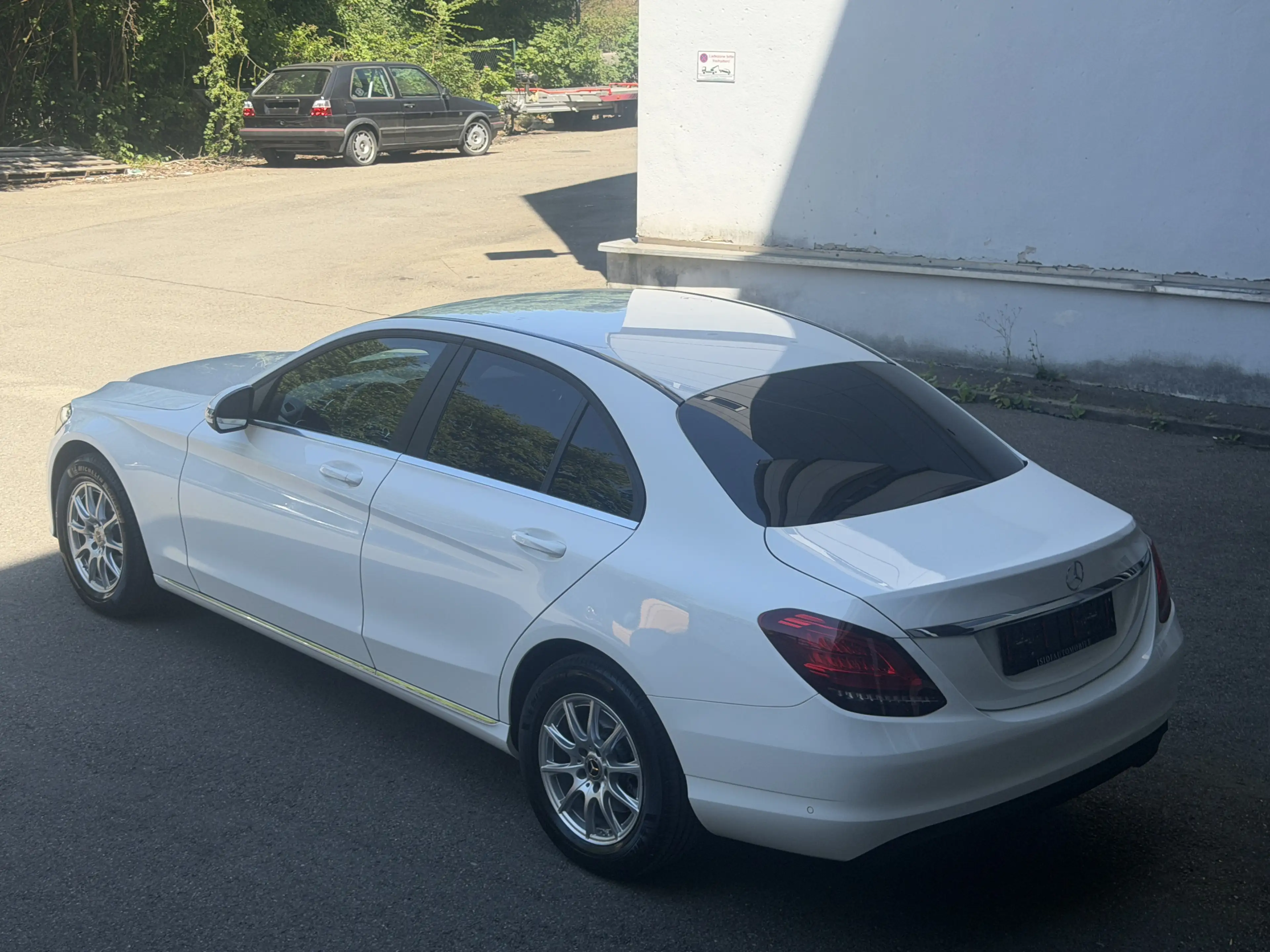 Mercedes-Benz C 200 D LED Distronic Comand Sitzheizung PDC — photo 4