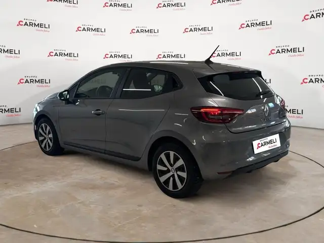 Renault Clio view 3