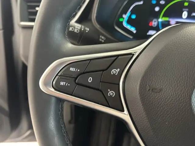 Renault Clio view 8