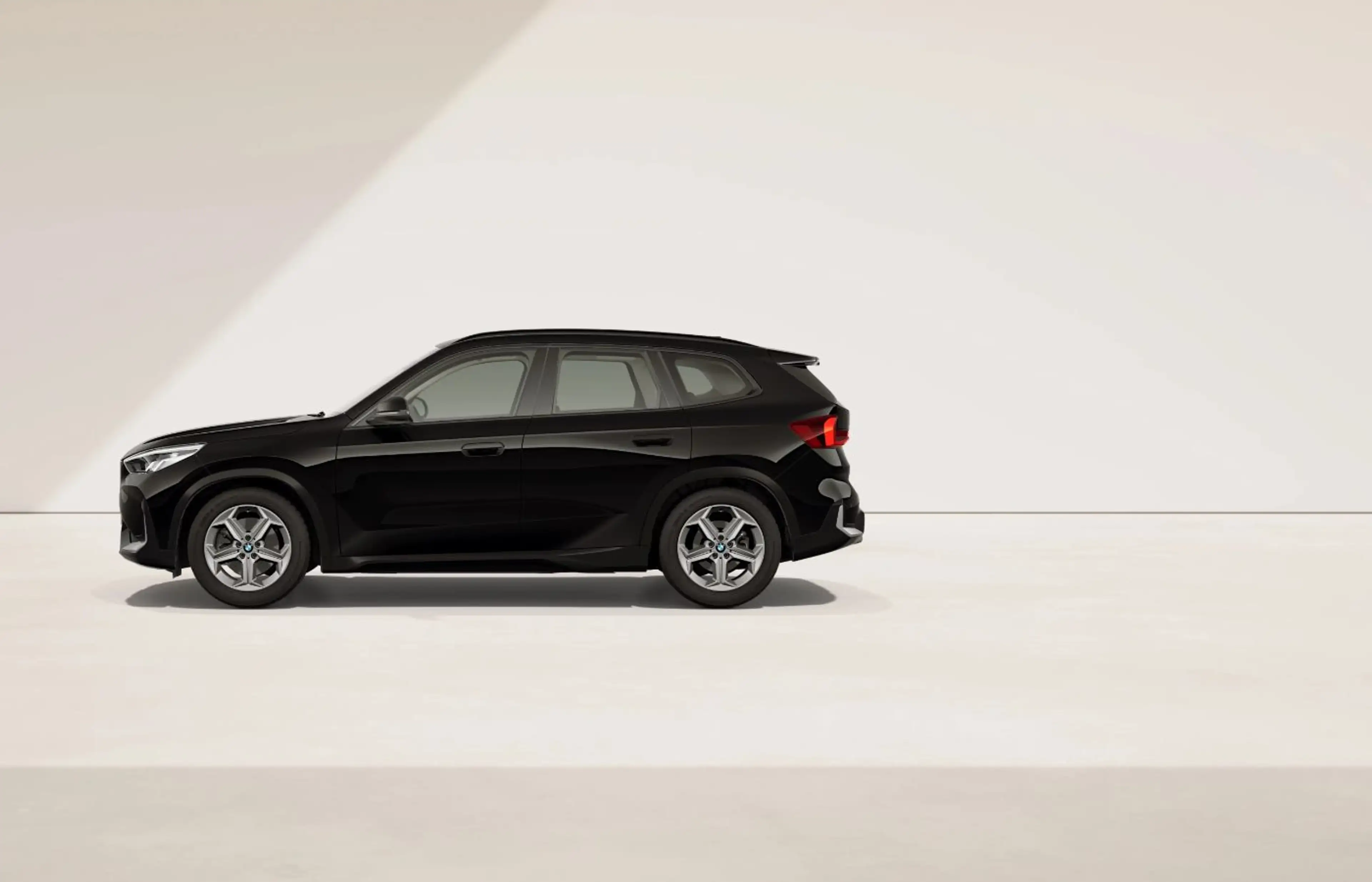 BMW iX1 eDrive20 *Bestellaktion* — photo 2