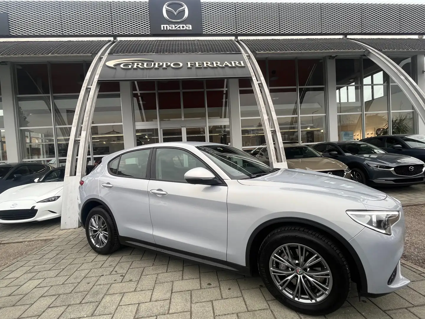 Alfa Romeo Stelvio Stelvio 2.2 t 2wd 160cv auto IVA ESPOSTA Silber - 1