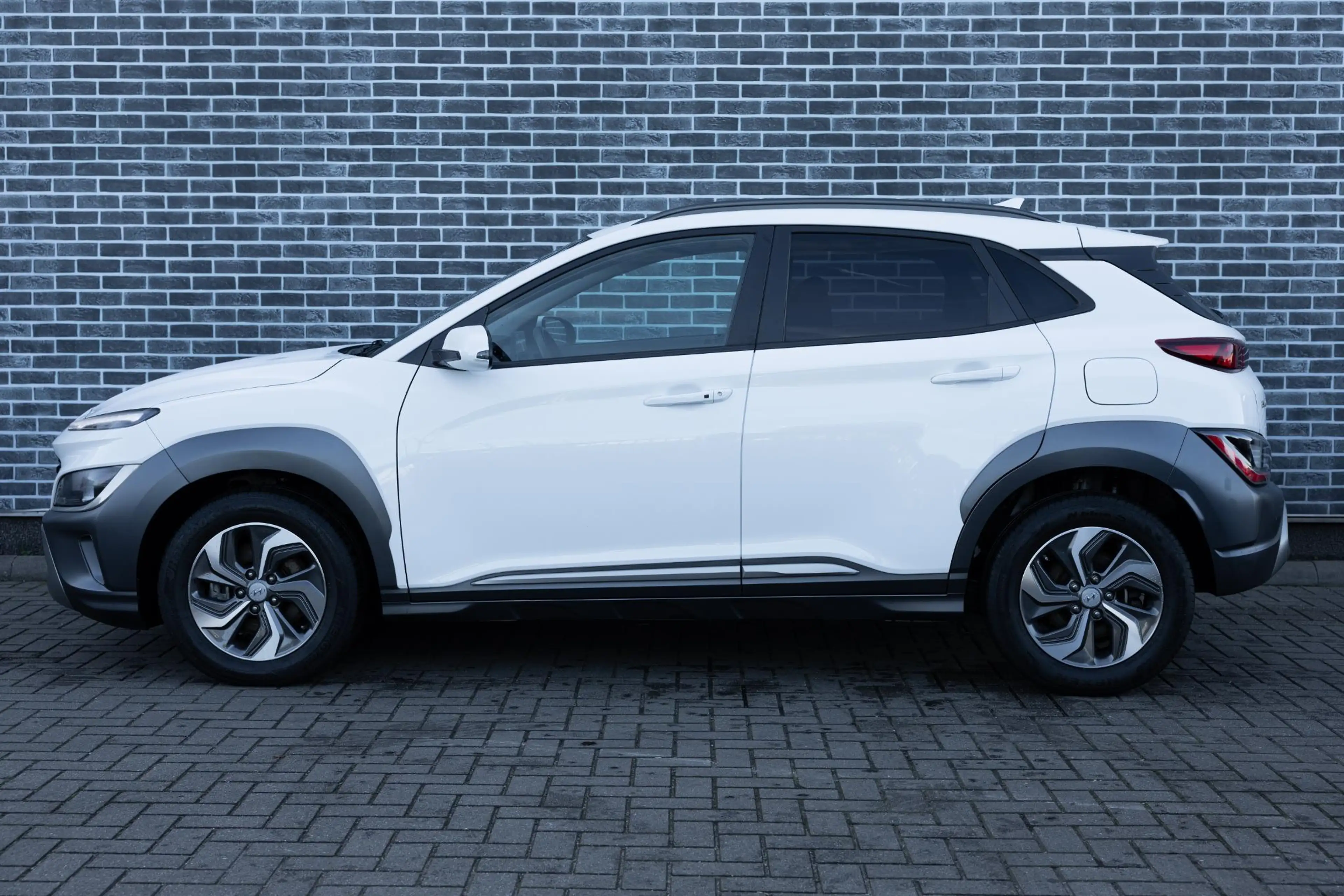 Hyundai KONA 1.6 GDI HEV Fashion | Krell Audio | Head-up Displa — photo 3