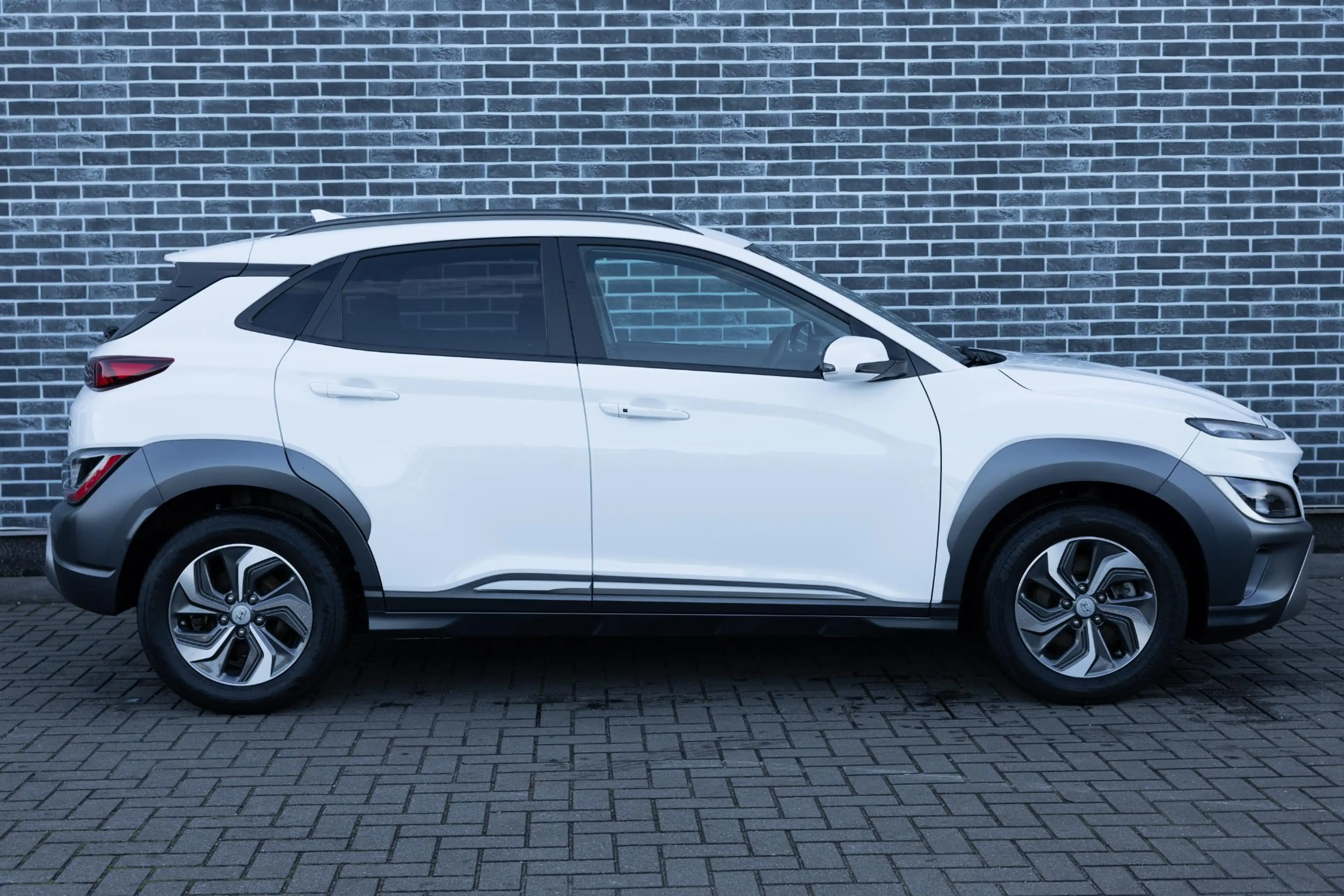 Hyundai KONA 1.6 GDI HEV Fashion | Krell Audio | Head-up Displa — photo 15