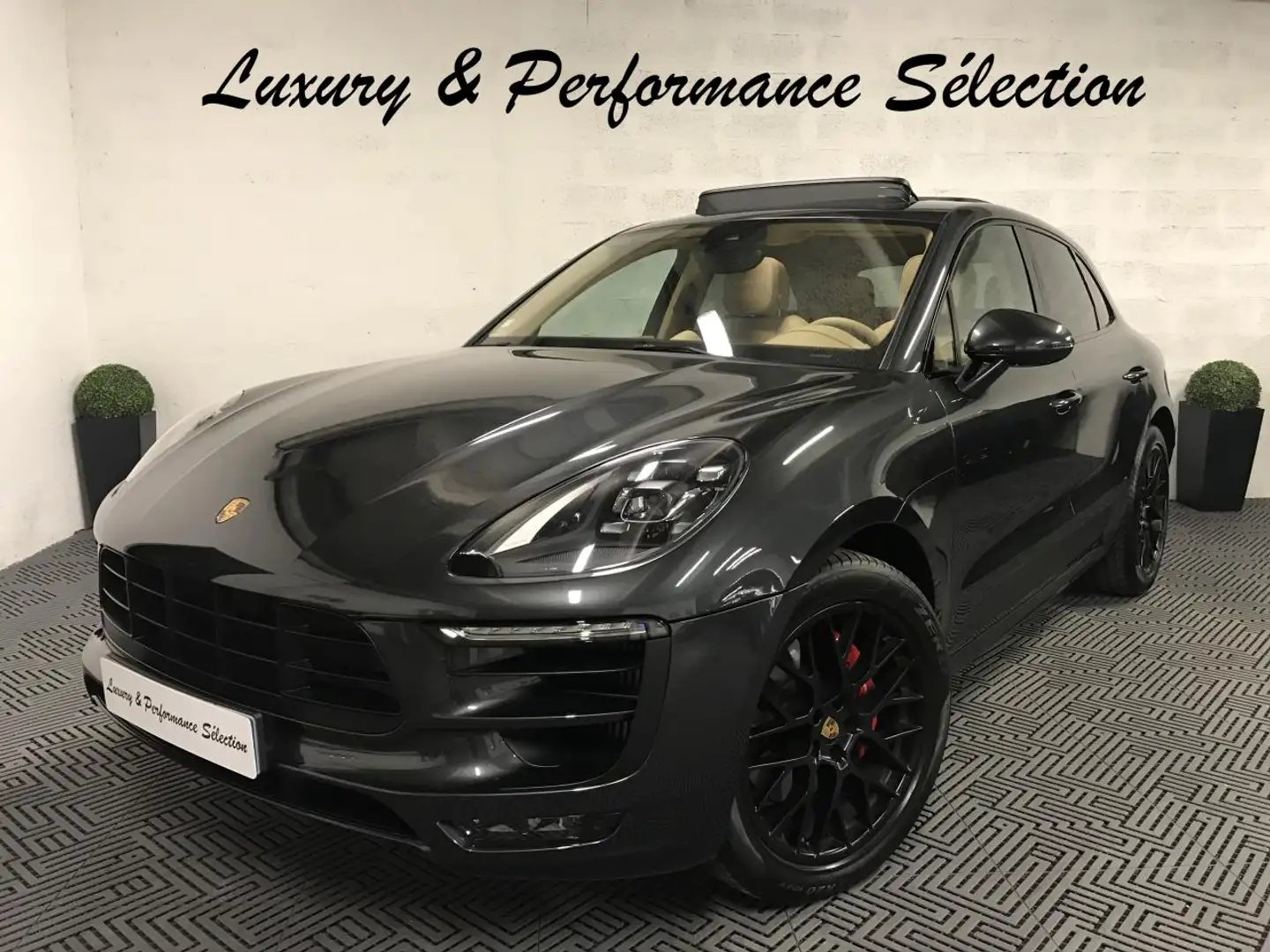 Porsche Macan GTS 3.0 V6 360ch PDK - 49000km - Toit ouvrant - Ch Gris - 1