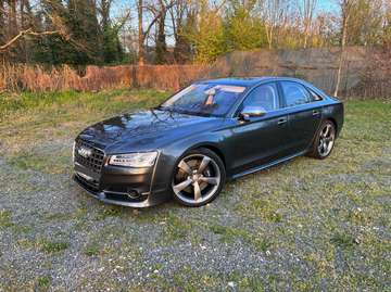 S8 V8 4.0 TFSI 520 Tiptronic 8 Quattro Sport