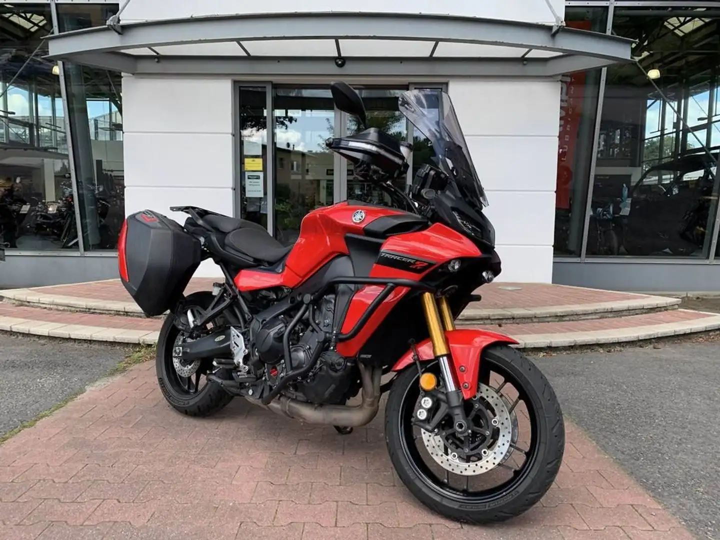 Yamaha Tracer 9 GT Rojo - 2