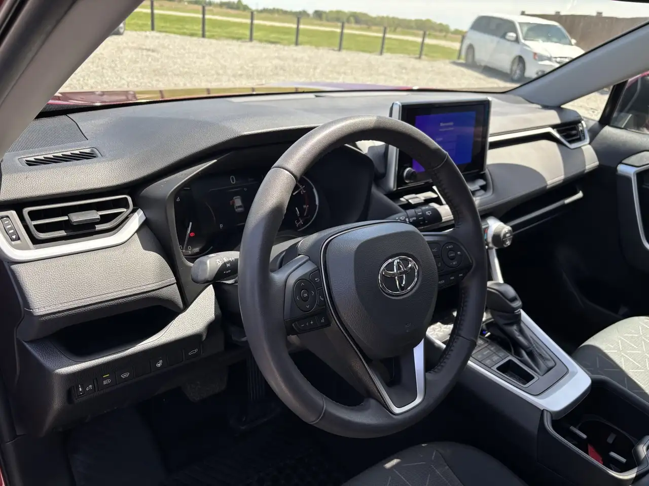 Toyota RAV 4 снимка Toyota RAV 4