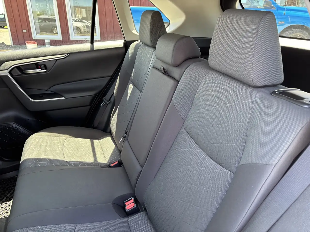 Toyota RAV 4 снимка Toyota RAV 4