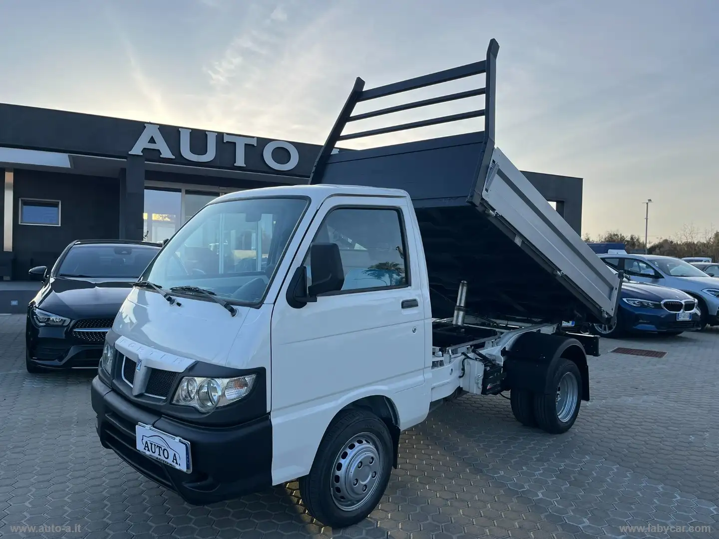 Piaggio Porter PORTER 1.2 MAXXI CASSONE RIBALTABILE DIESEL Weiß - 1