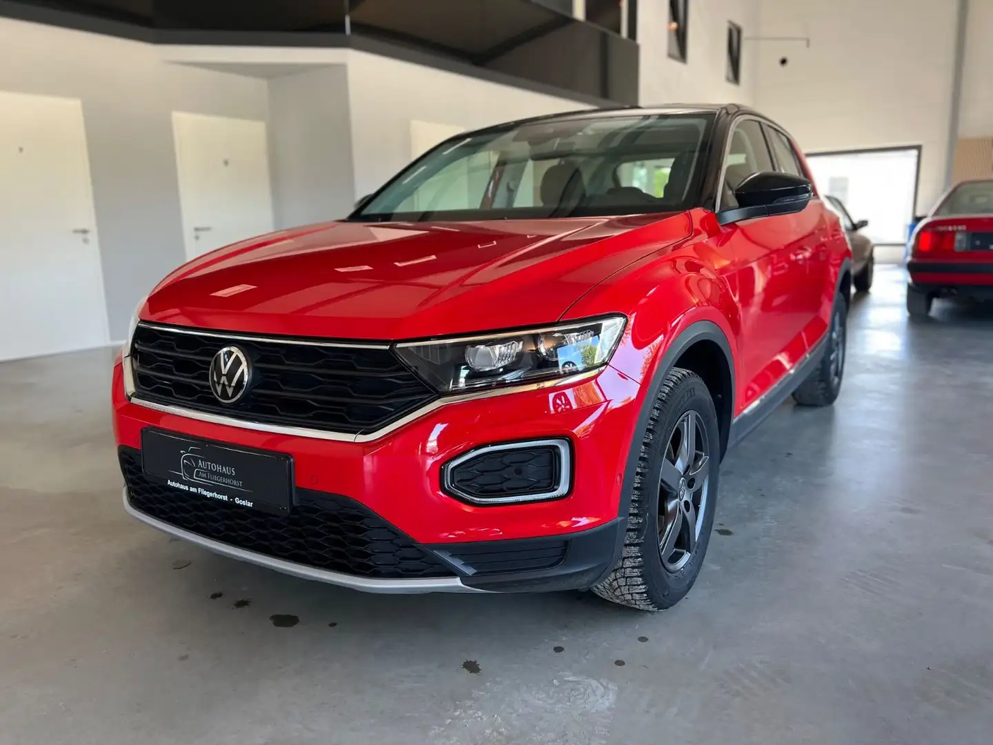 Volkswagen T-Roc 1.5 TSI Style LED/ACC/SHZ/Navi/PDC Rojo - 1