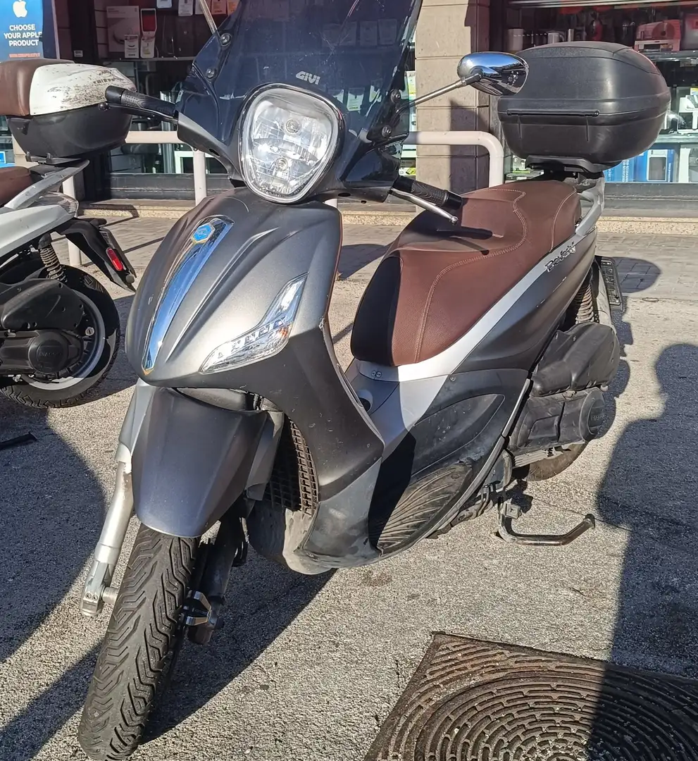 Piaggio Beverly 300 Gris - 1