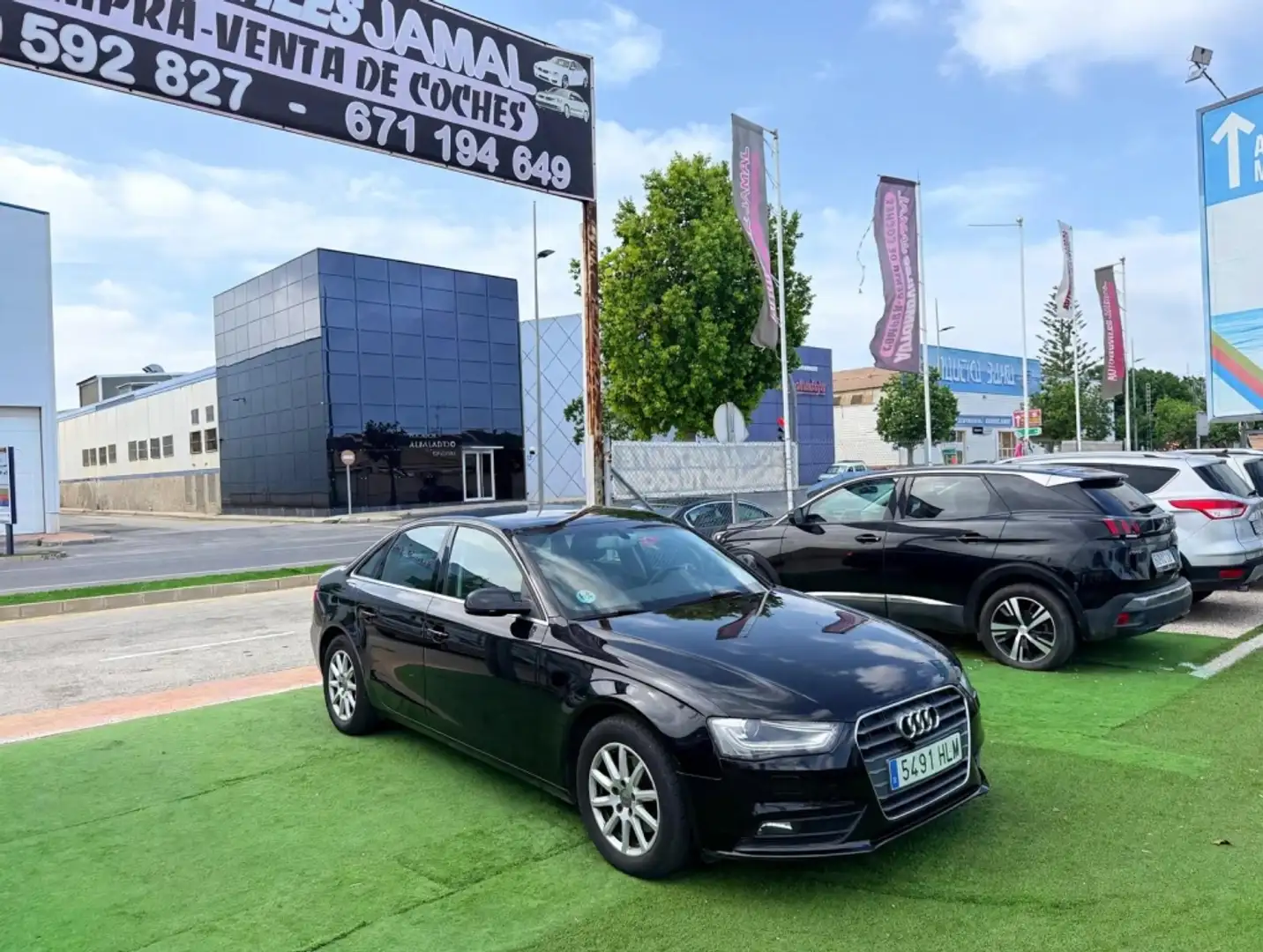 Audi A4 2.0TDI Advanced Edition DPF 143 - 1
