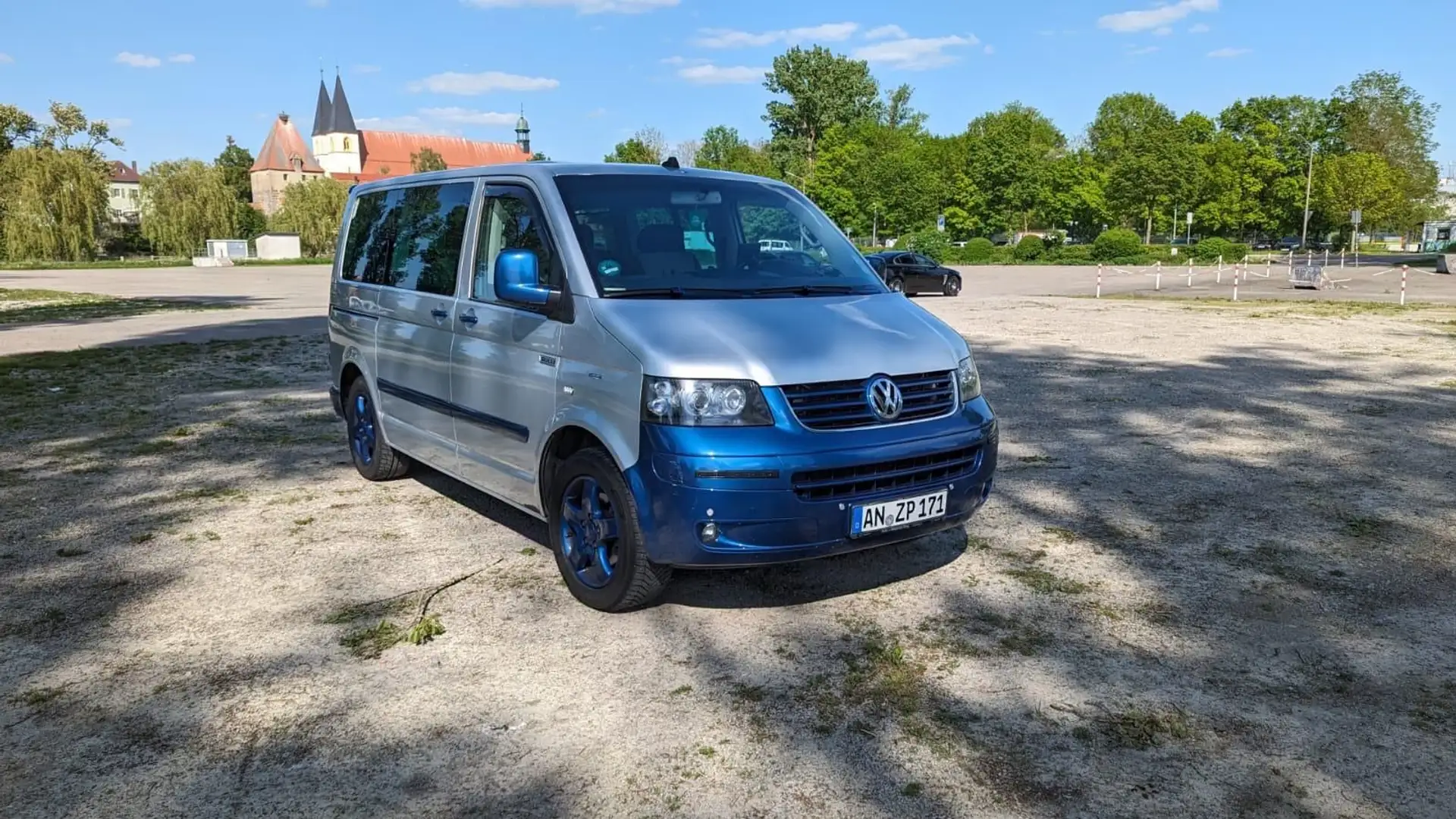 Volkswagen T5 Transporter Bus Multivan United Silber - 2