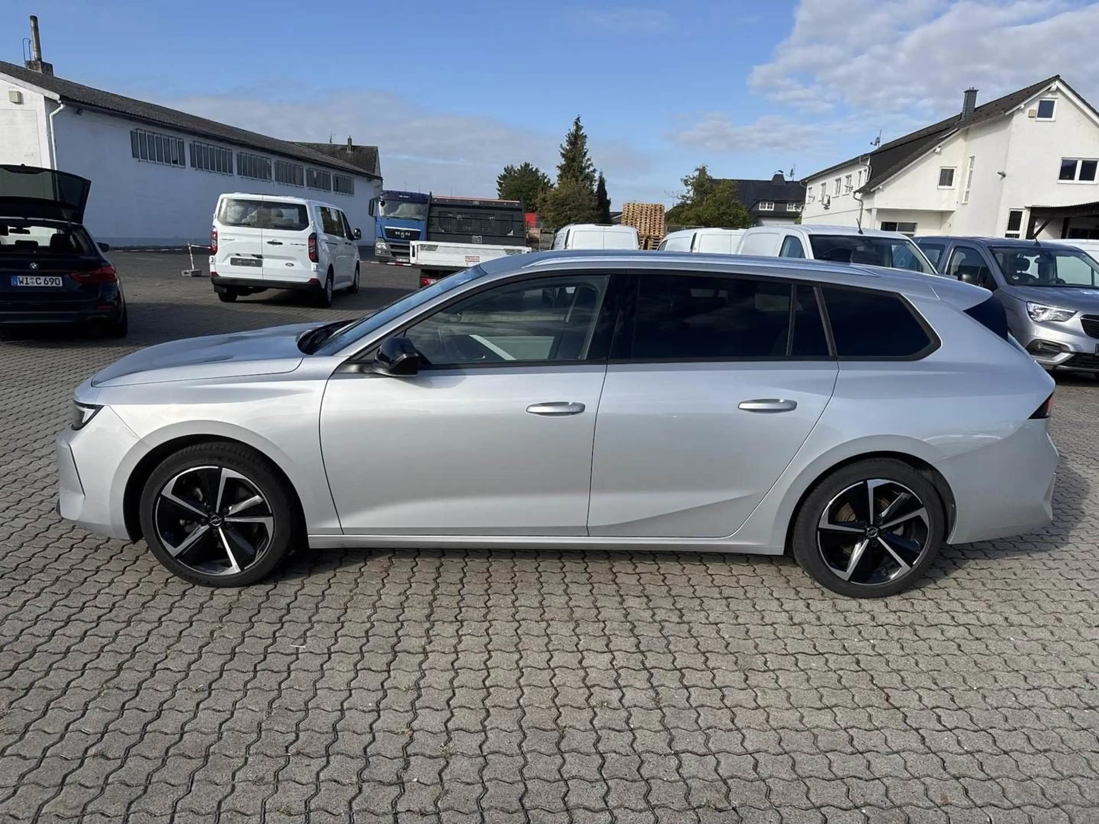 Opel Astra L ST Elegance Kamera*LED*AHK*Navi+*WSSheiz — photo 5