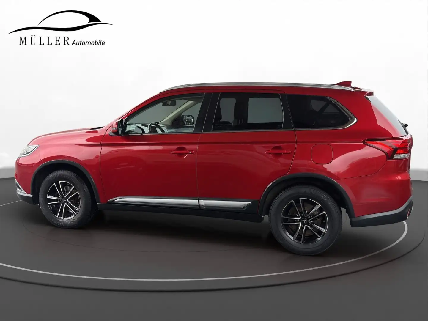 Mitsubishi Outlander Edition 100 2WD CarPlay Kamera Rot - 2