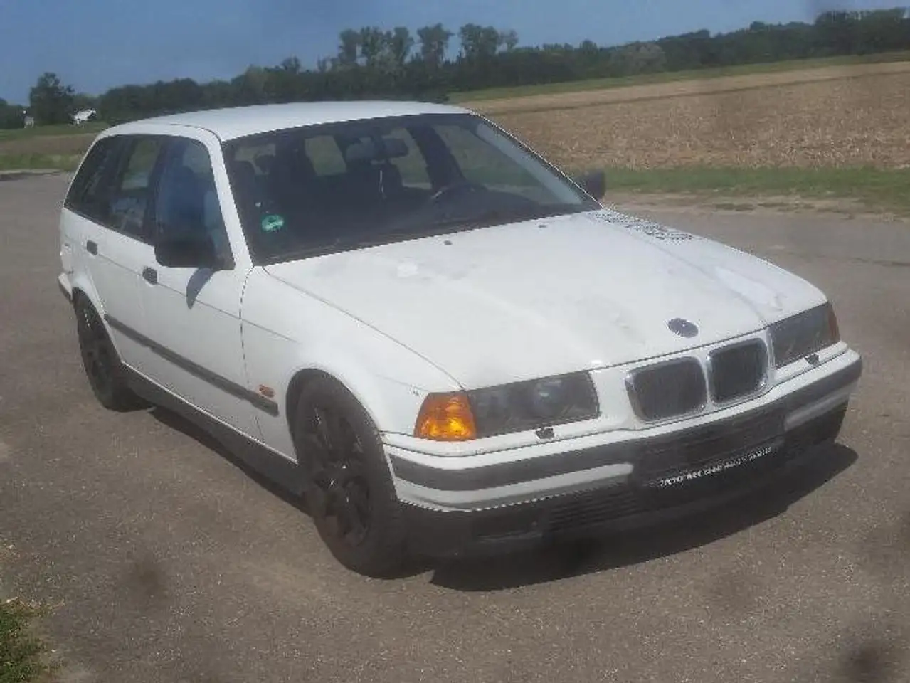 BMW 320i touring, foto 8