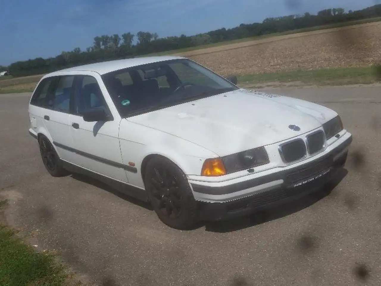 BMW 320i touring, foto 9
