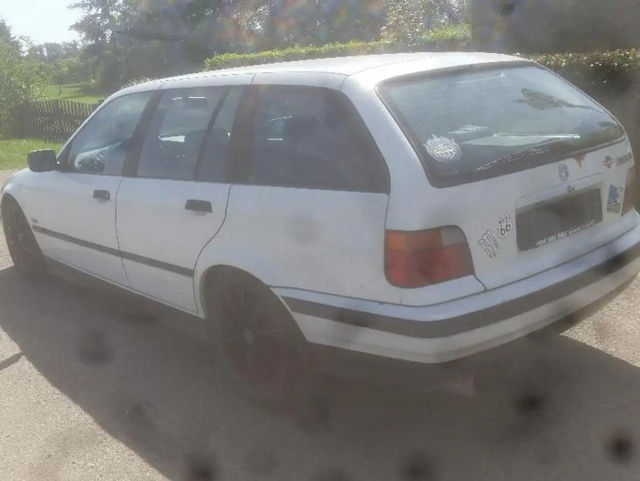 BMW 320i touring, foto 3