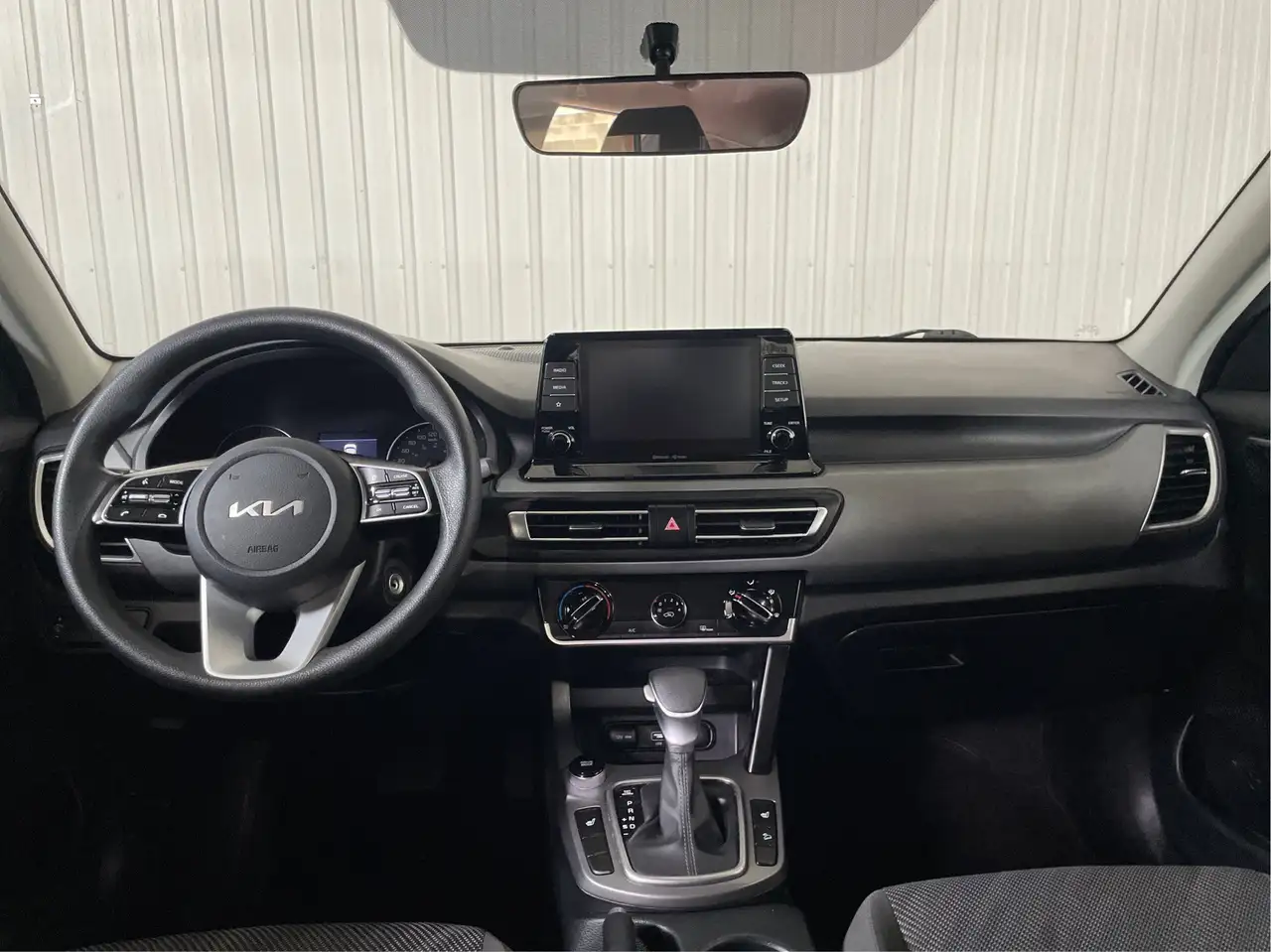 Kia Seltos photo Kia Seltos