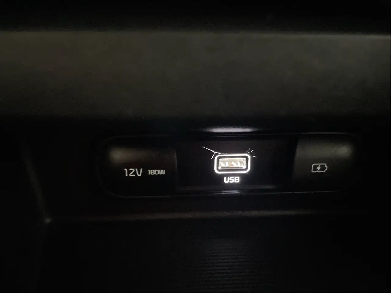 Kia Seltos photo Kia Seltos