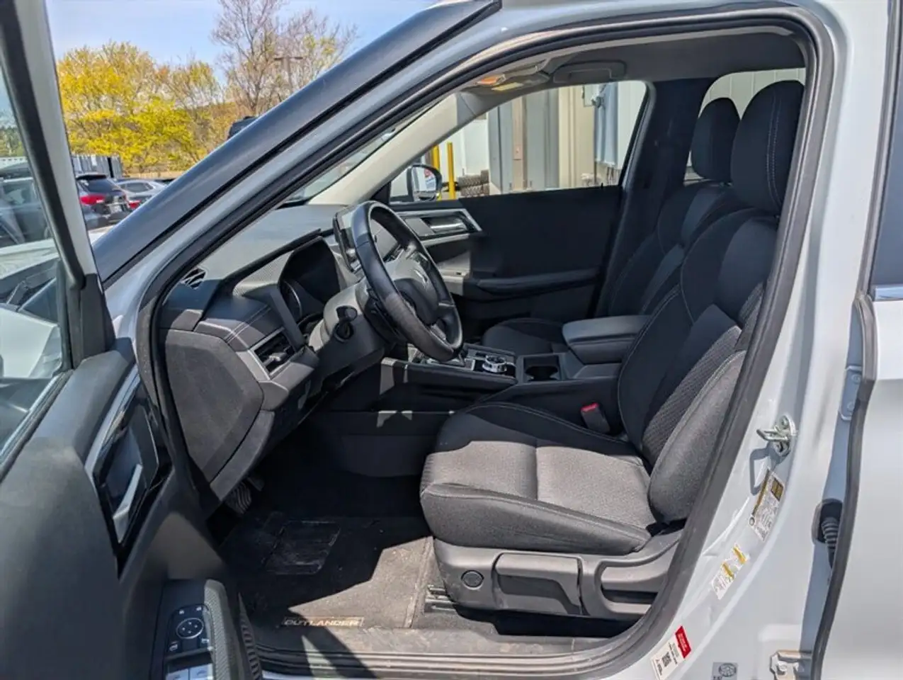Mitsubishi Outlander photo Mitsubishi Outlander
