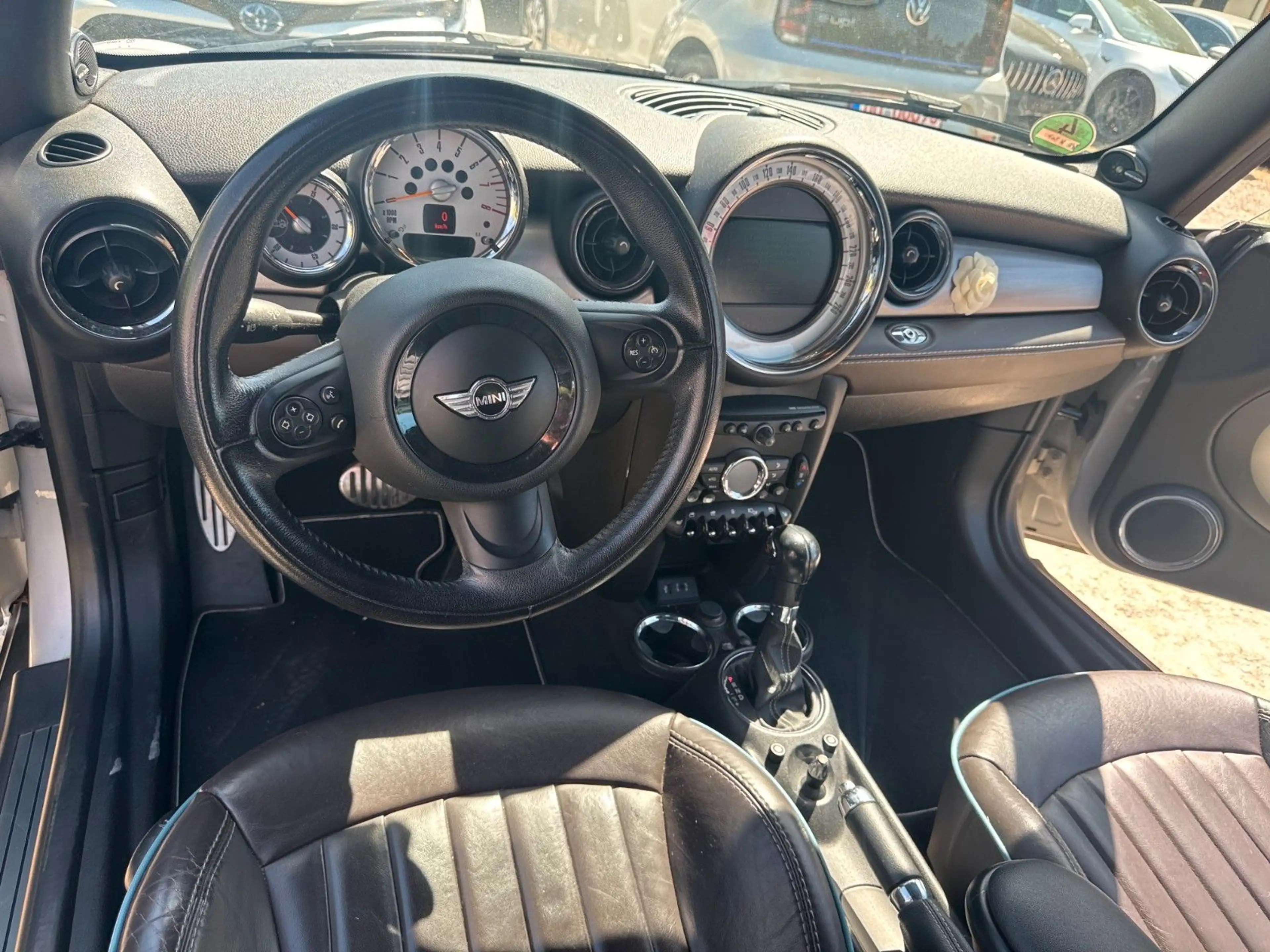 MINI Cooper S Cabrio Highgate Navi*Leder*H/K*PDC* — photo 3
