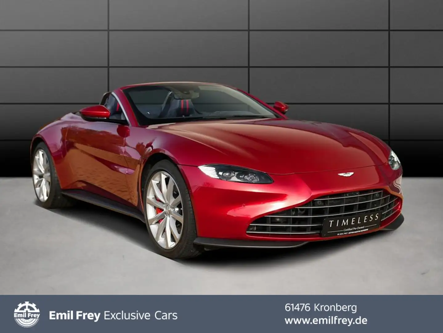 Aston Martin V8 Roadster Rouge - 1