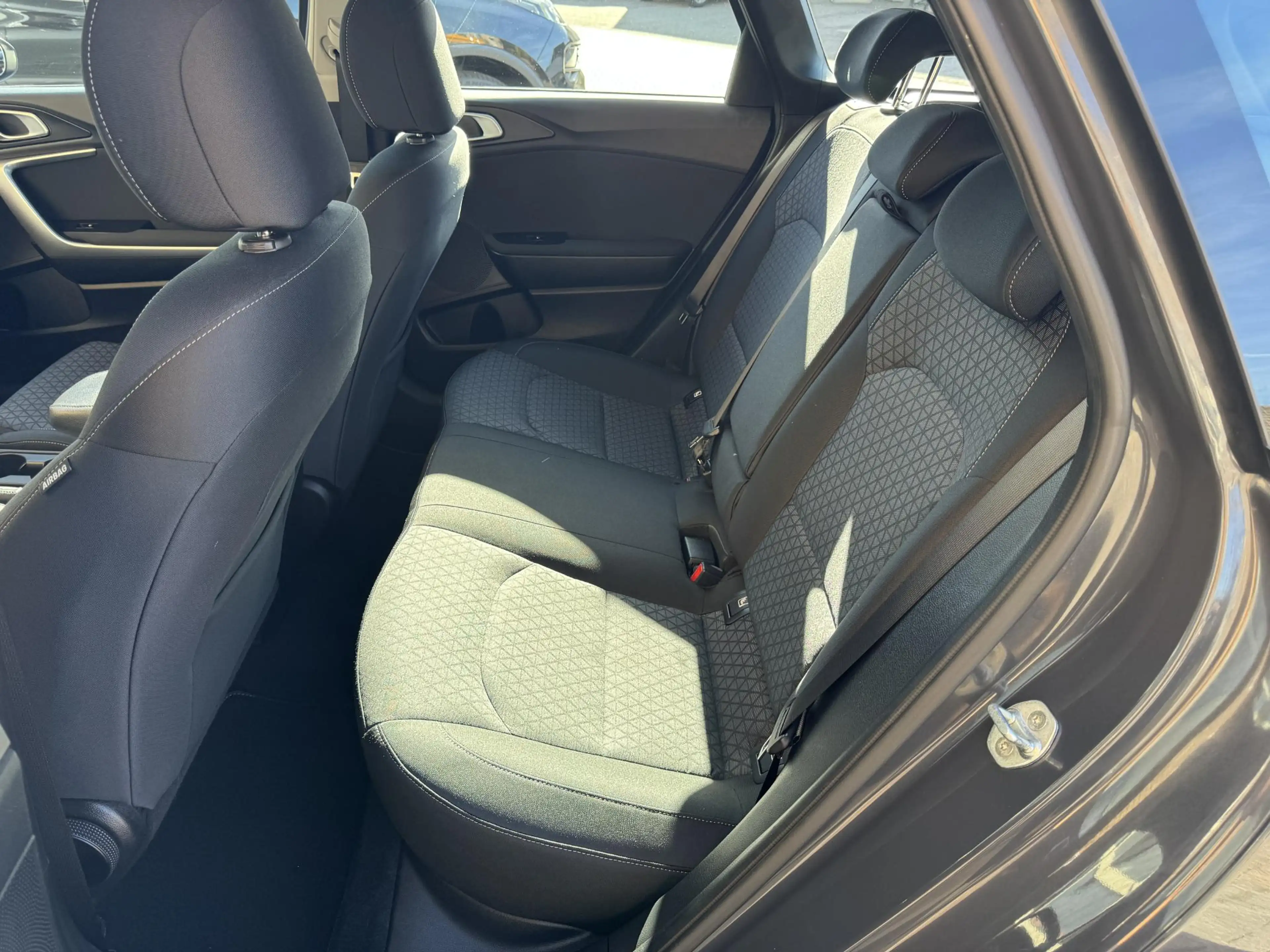 Kia Ceed SW / cee'd SW Sportswagon 1.0 T-GDi AUTOMAAT DynamicLine CARPLAY — photo 24