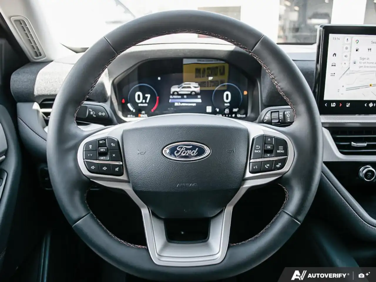 Ford Explorer photo Ford Explorer