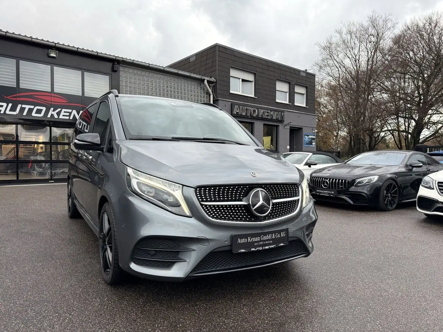 Mercedes-Benz V 250 V250d EDITION AMG Line 1Hand/6Sitz/Comand/Kamera Gris - 1