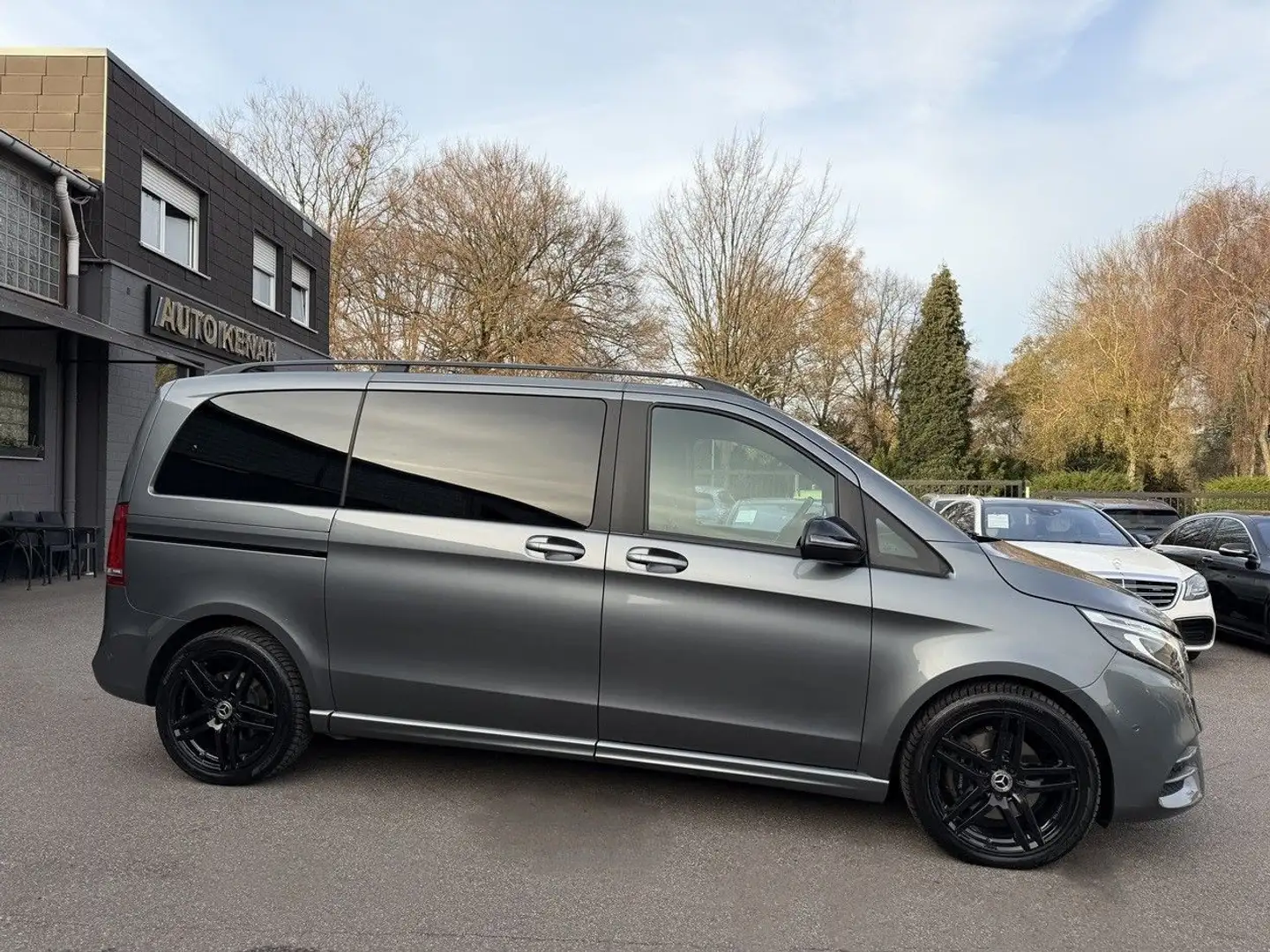 Mercedes-Benz V 250 V250d EDITION AMG Line 1Hand/6Sitz/Comand/Kamera Gris - 2