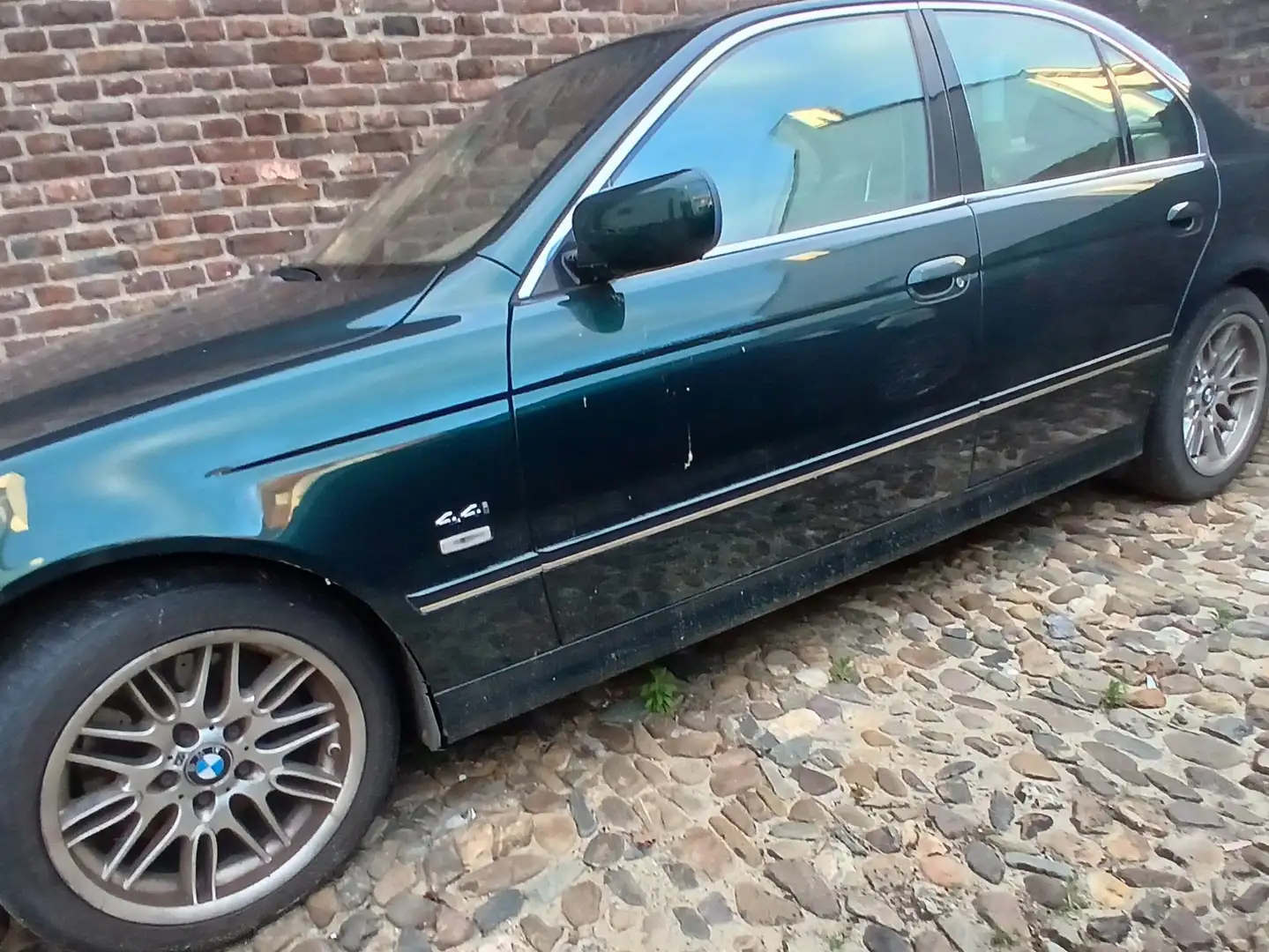BMW 540 540 540i Executive Groen - 2