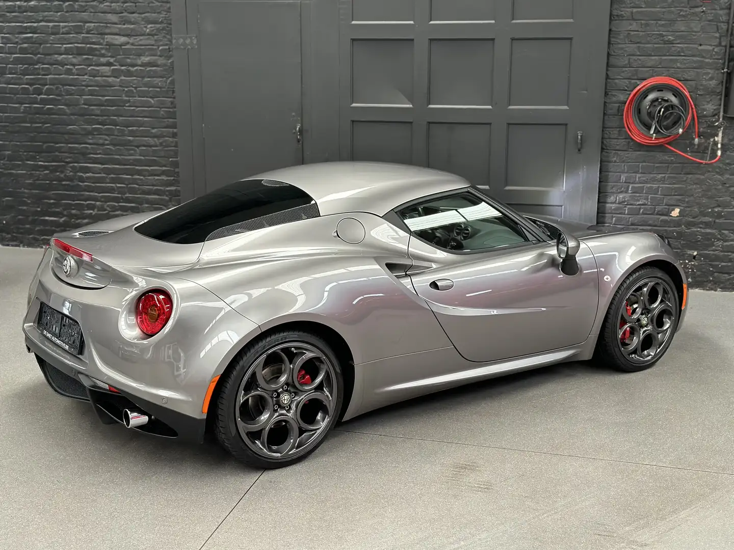 Alfa Romeo 4C 1.8 TBi #belgian car #servicebook #100% original Gris - 2