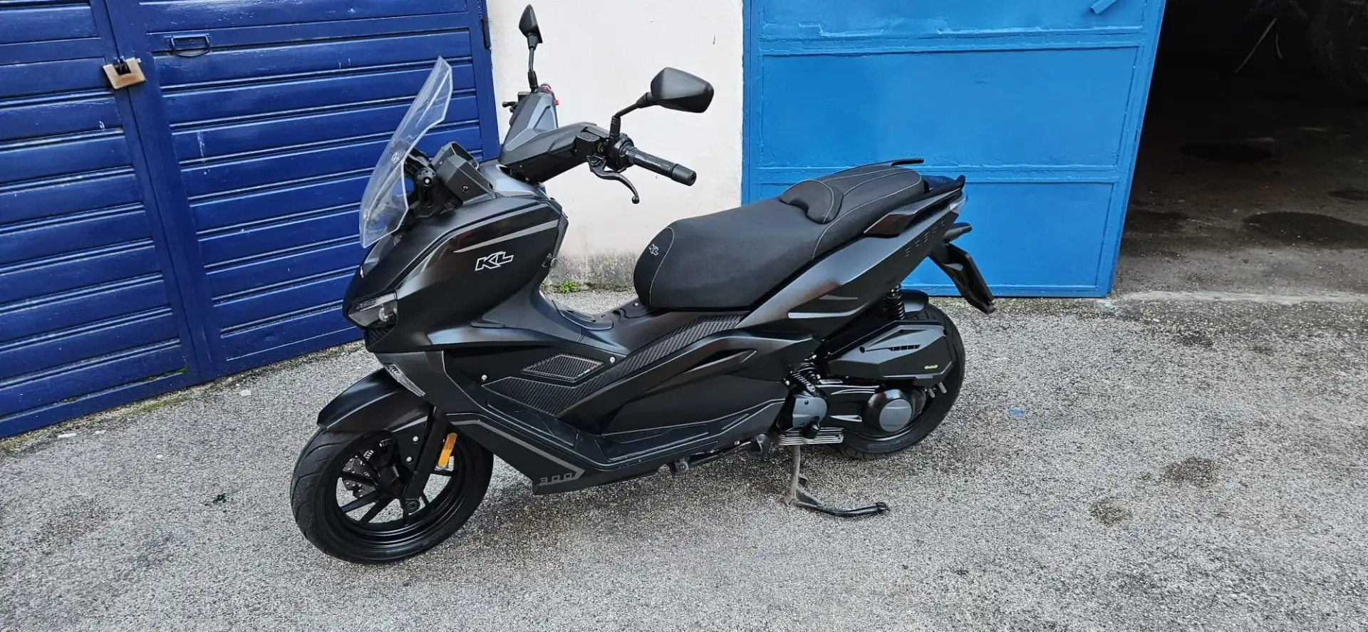 KL Motors Brera 300 nero opaco Nero - 1