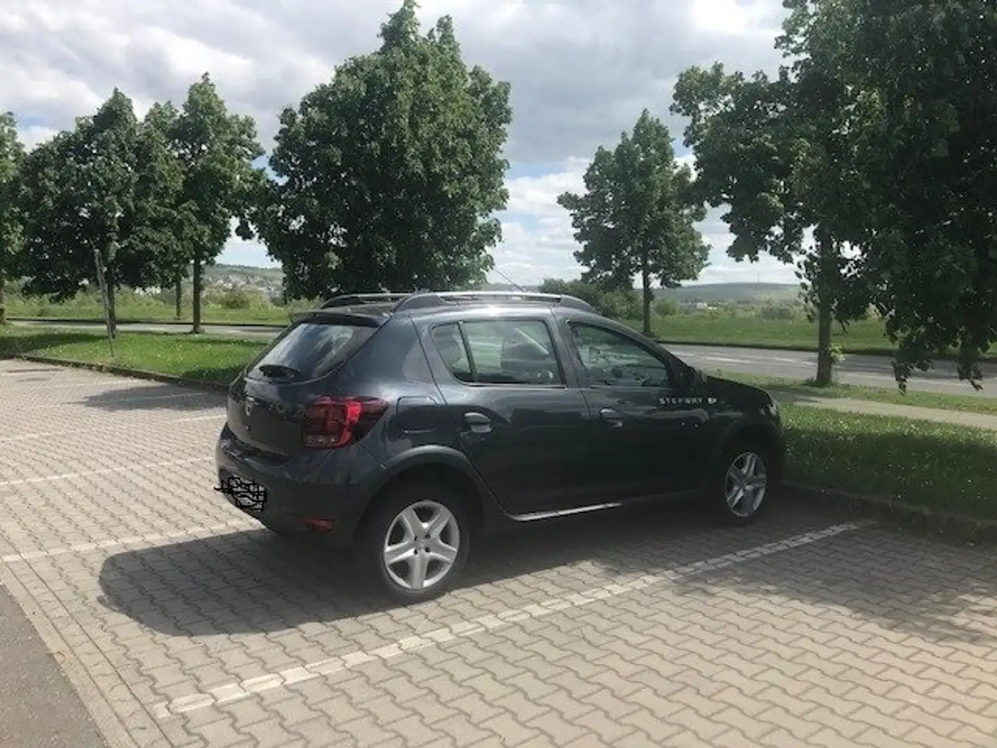 Dacia Sandero Sandero SCe 75 Essential Сірий - 1