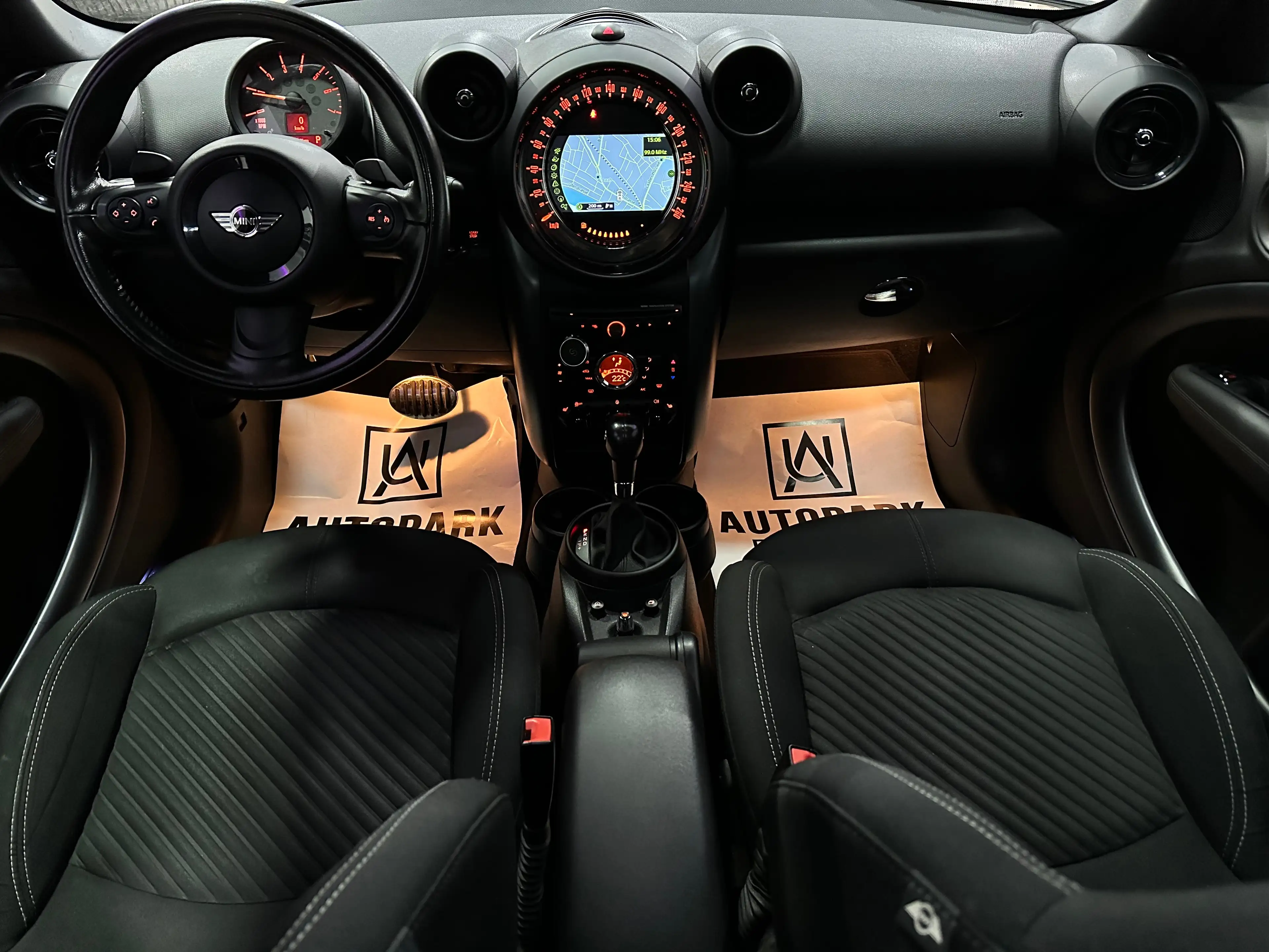 MINI Cooper SD Countryman 2.0 Diesel Aut.  *NAVI*XENON* — photo 15