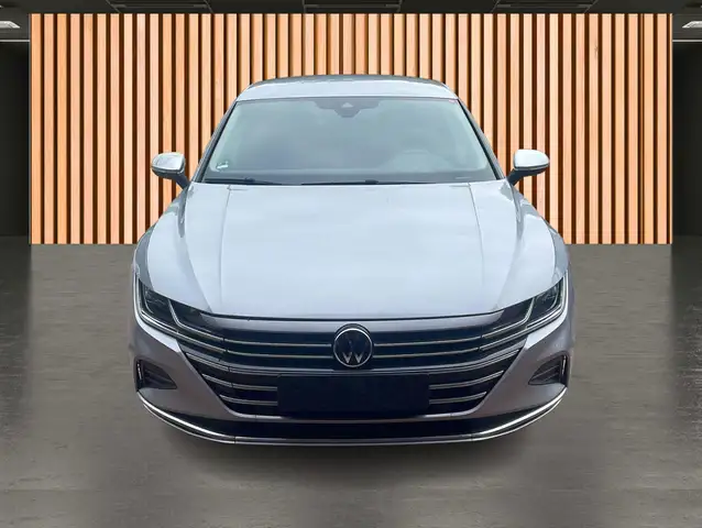 Volkswagen Arteon view 8