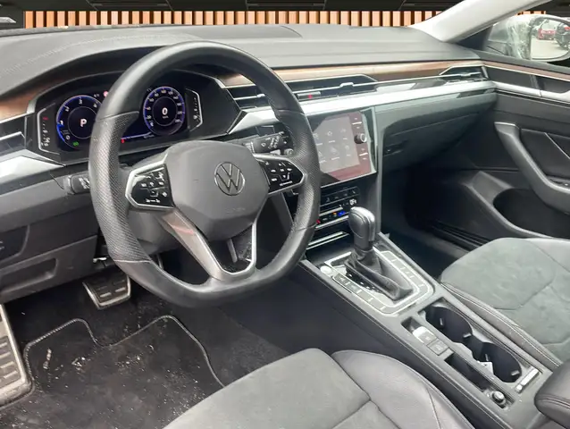 Volkswagen Arteon view 4
