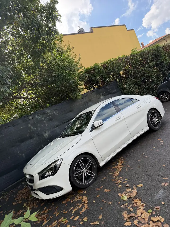 Mercedes-Benz CLA 200