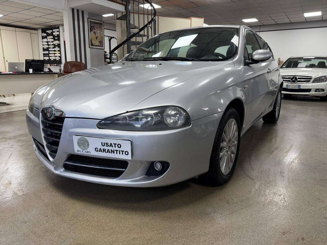 Alfa Romeo 147 147 II 2004 5p 1.9 jtd Distinctive 120cv
