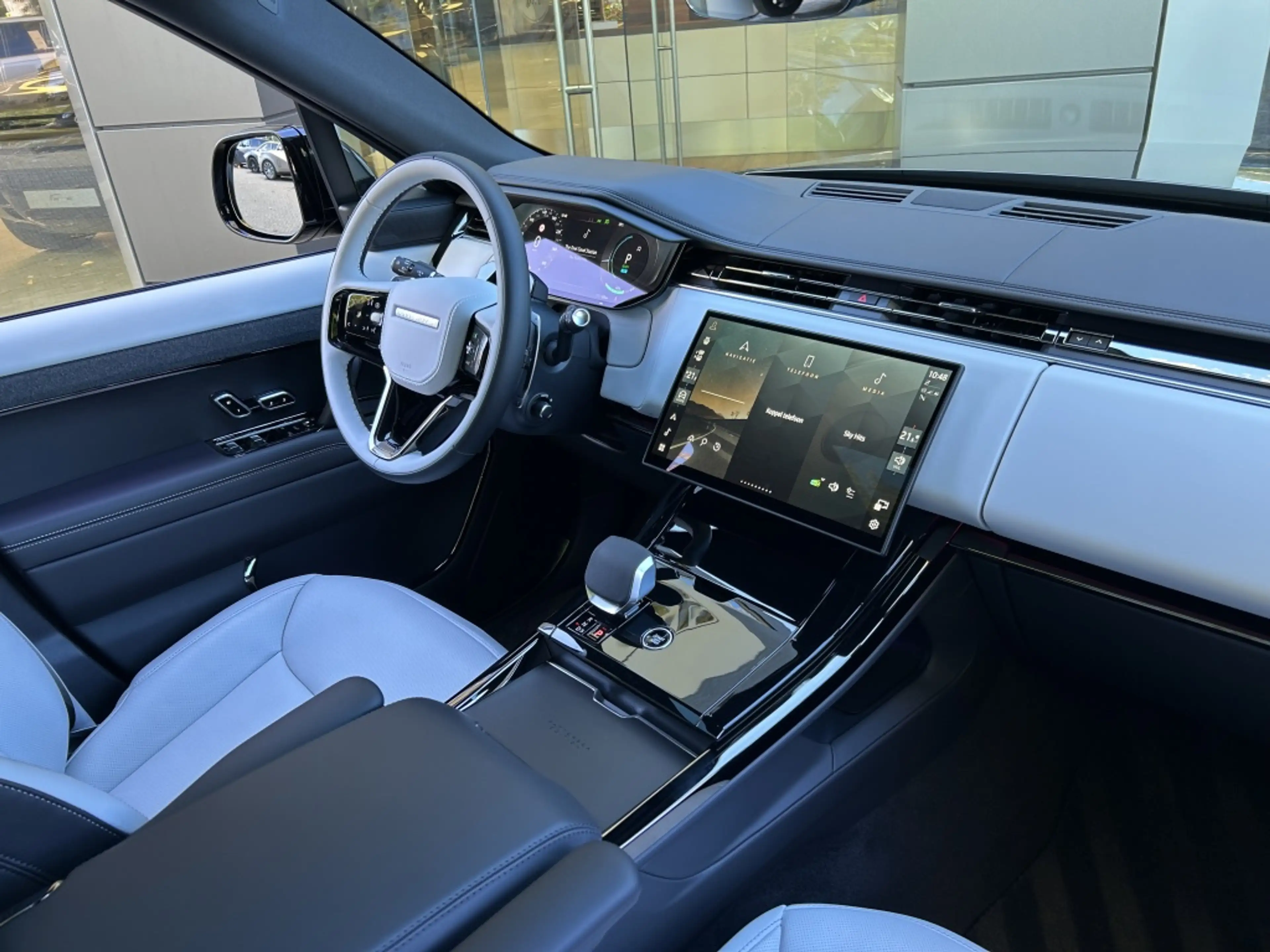 Land Rover Range Rover Sport P460e AWD PHEV Battersea Edition — photo 5