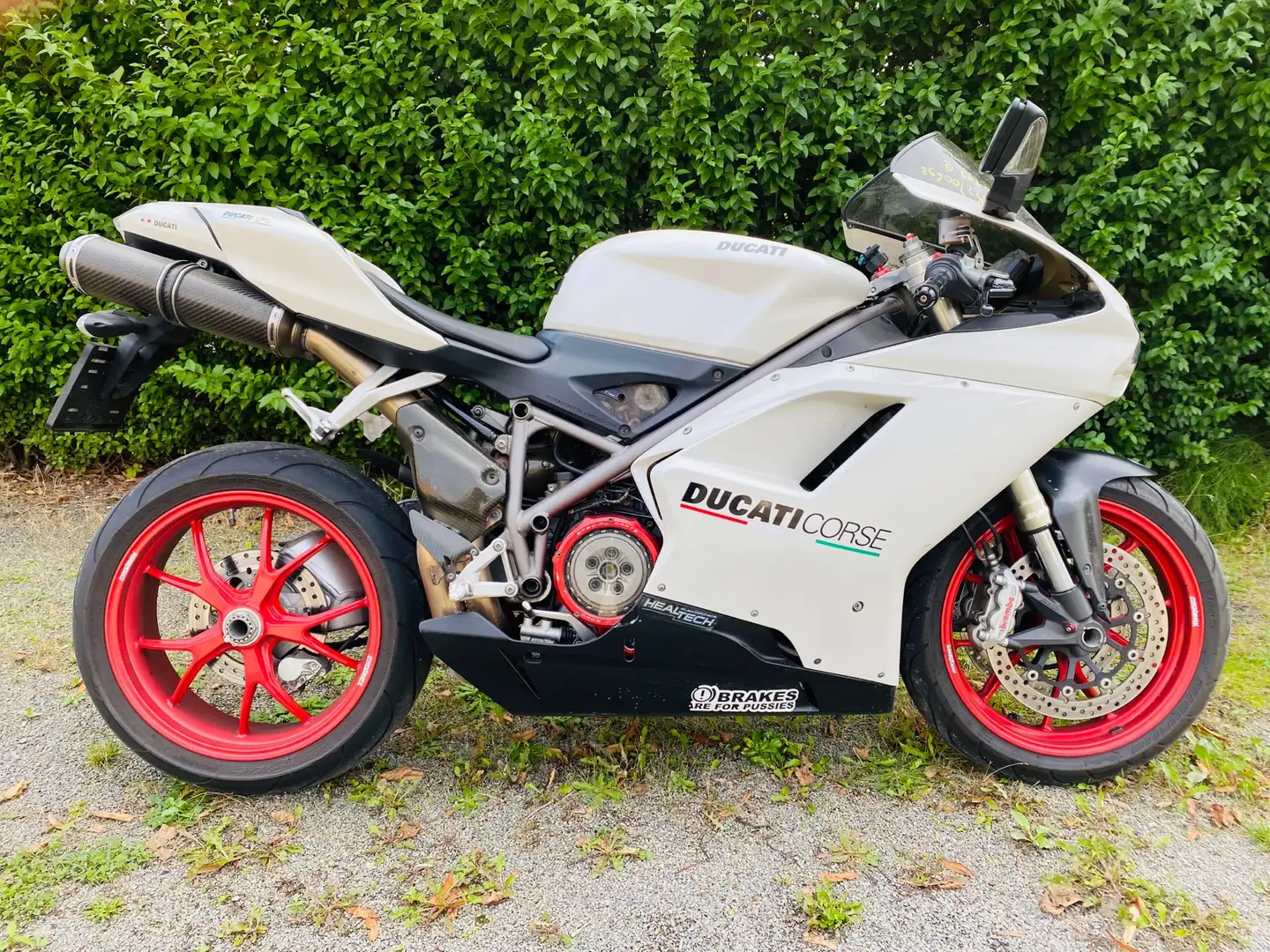Ducati 848 bijela - 1