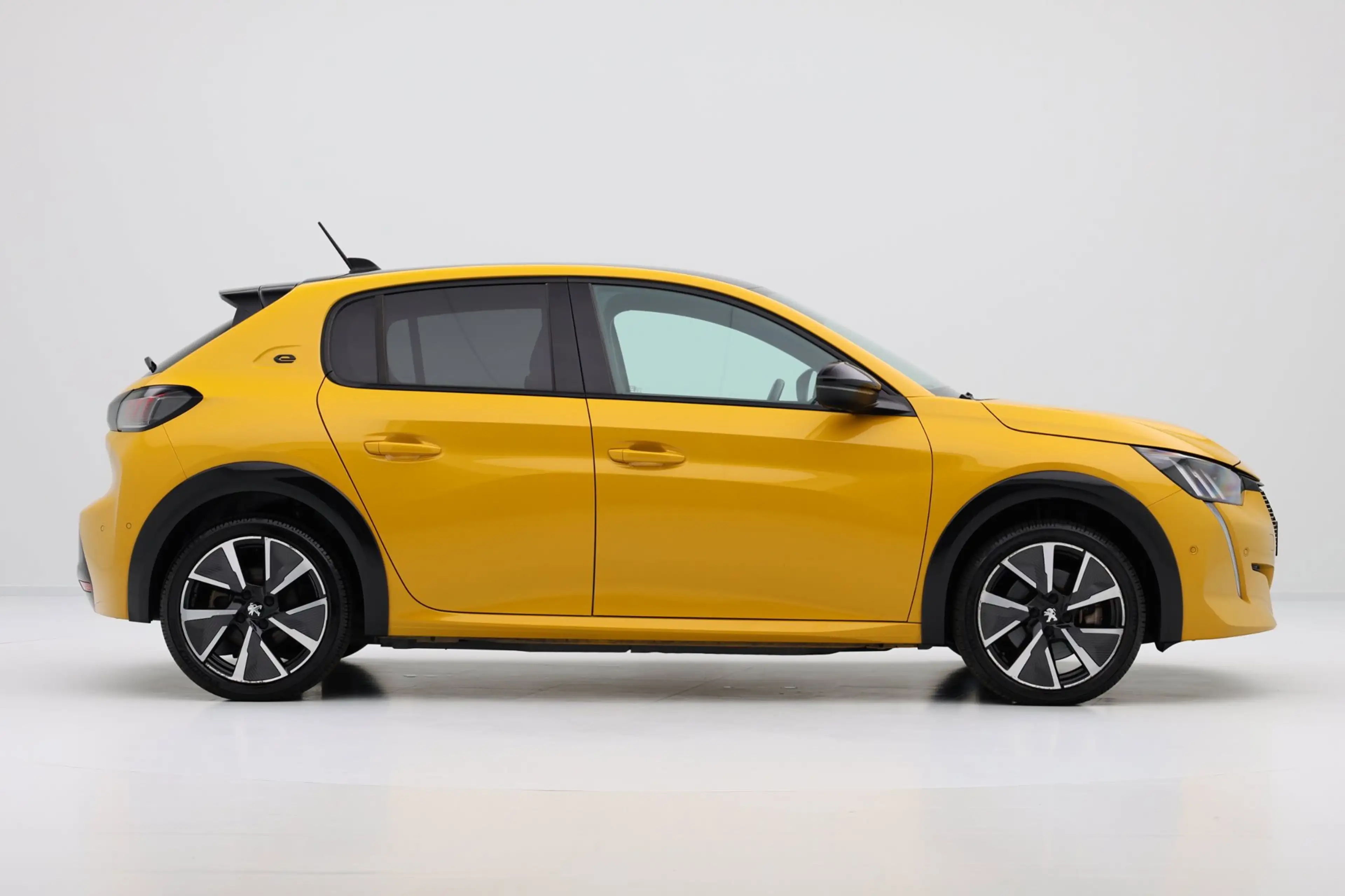 Peugeot e-208 EV GT 350 50 kWh Aut. Navi|Virtual Display|1e Eig| — photo 39
