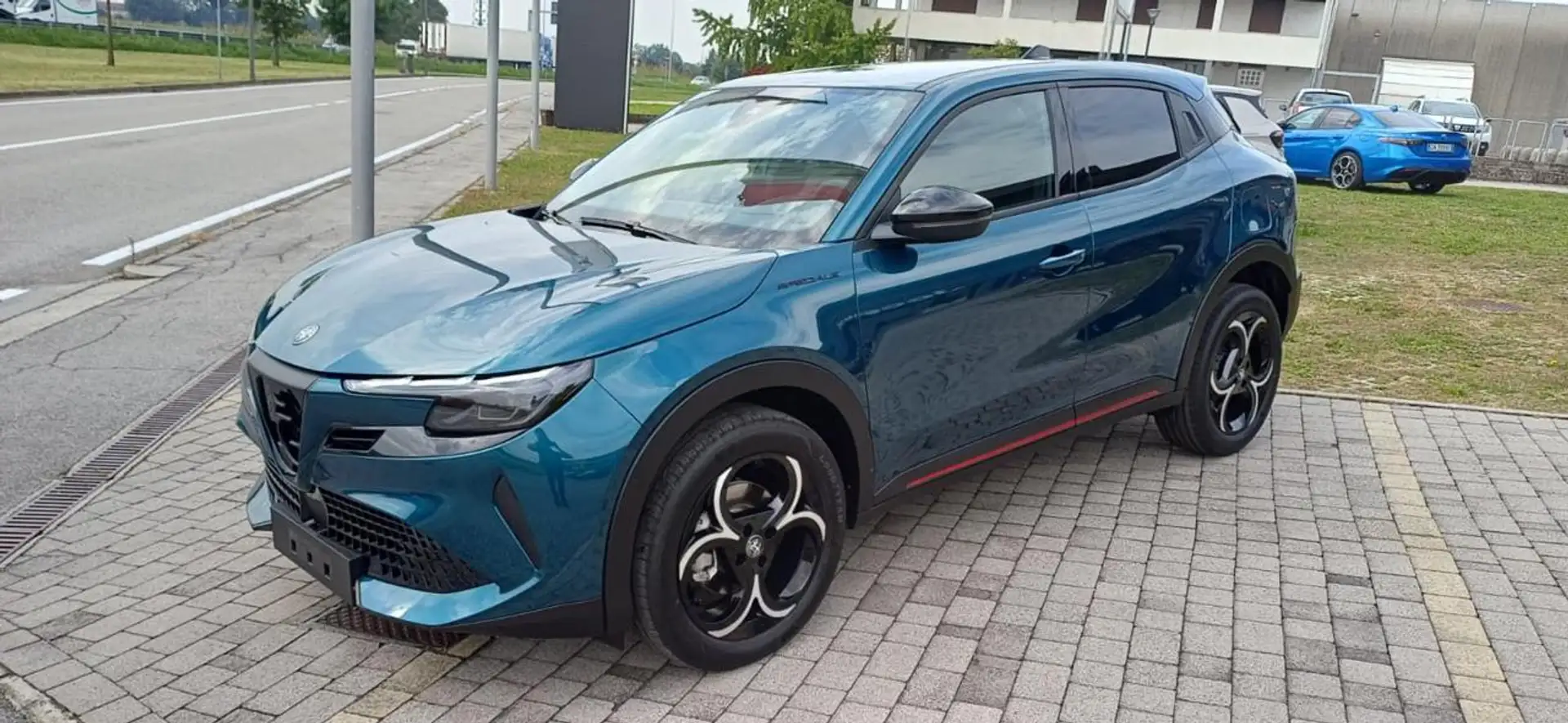 Alfa Romeo Junior 1.2 145 CV Hybrid eDCT6 Speciale Bleu - 2