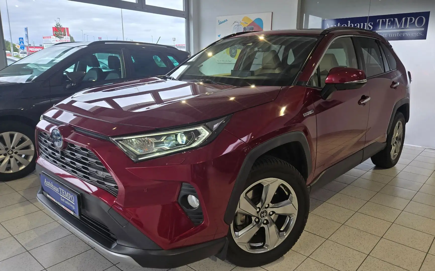 Toyota RAV4 2,5 Hybrid VIP 2WD Aut. Rot - 1