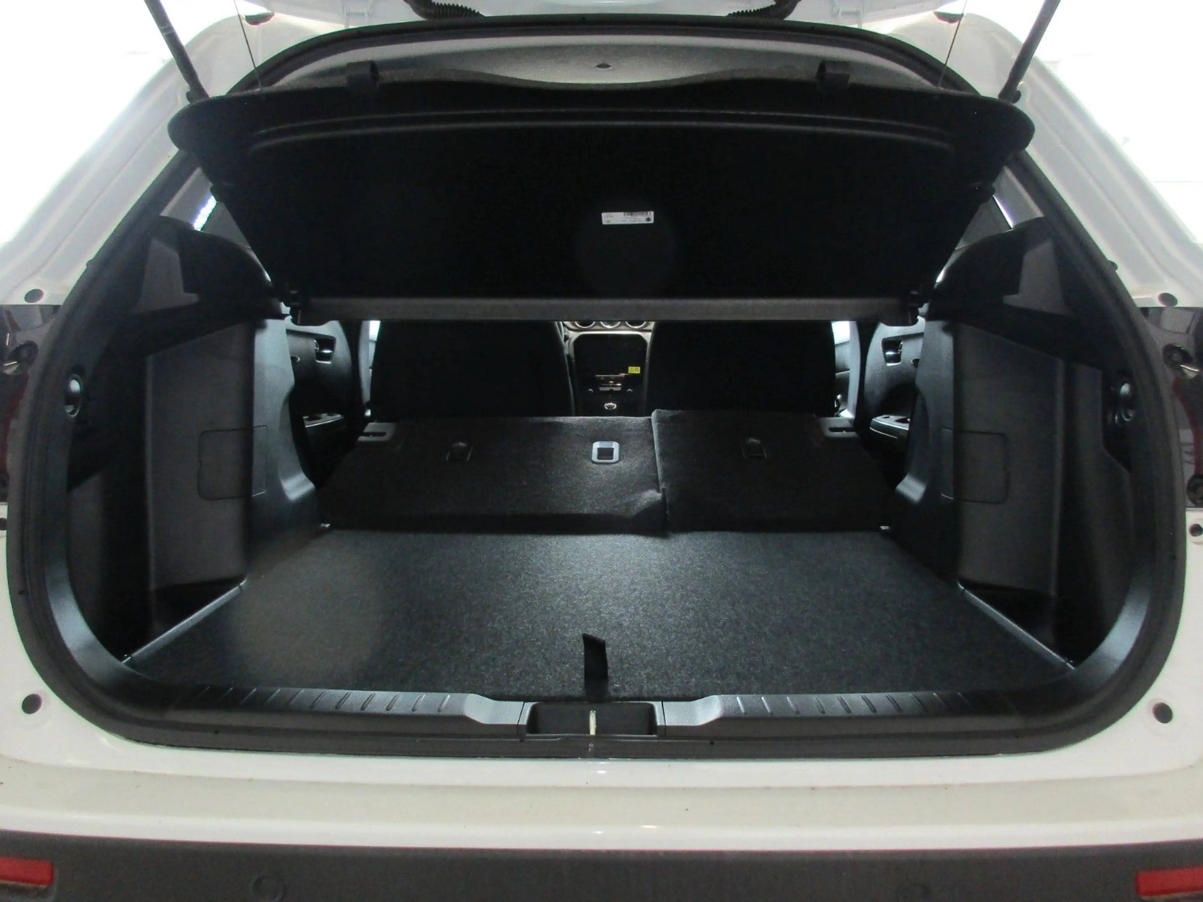 Suzuki Vitara 1.4 Mild-Hybrid Comfort 4x2 — photo 13