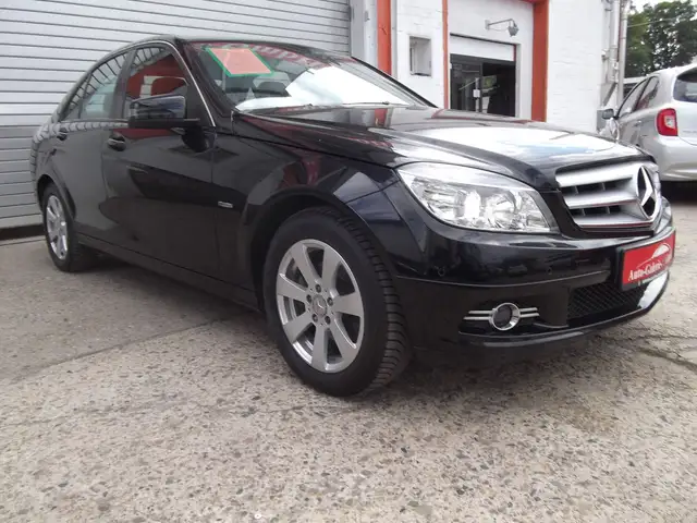 Mercedes-Benz C-Class view 3