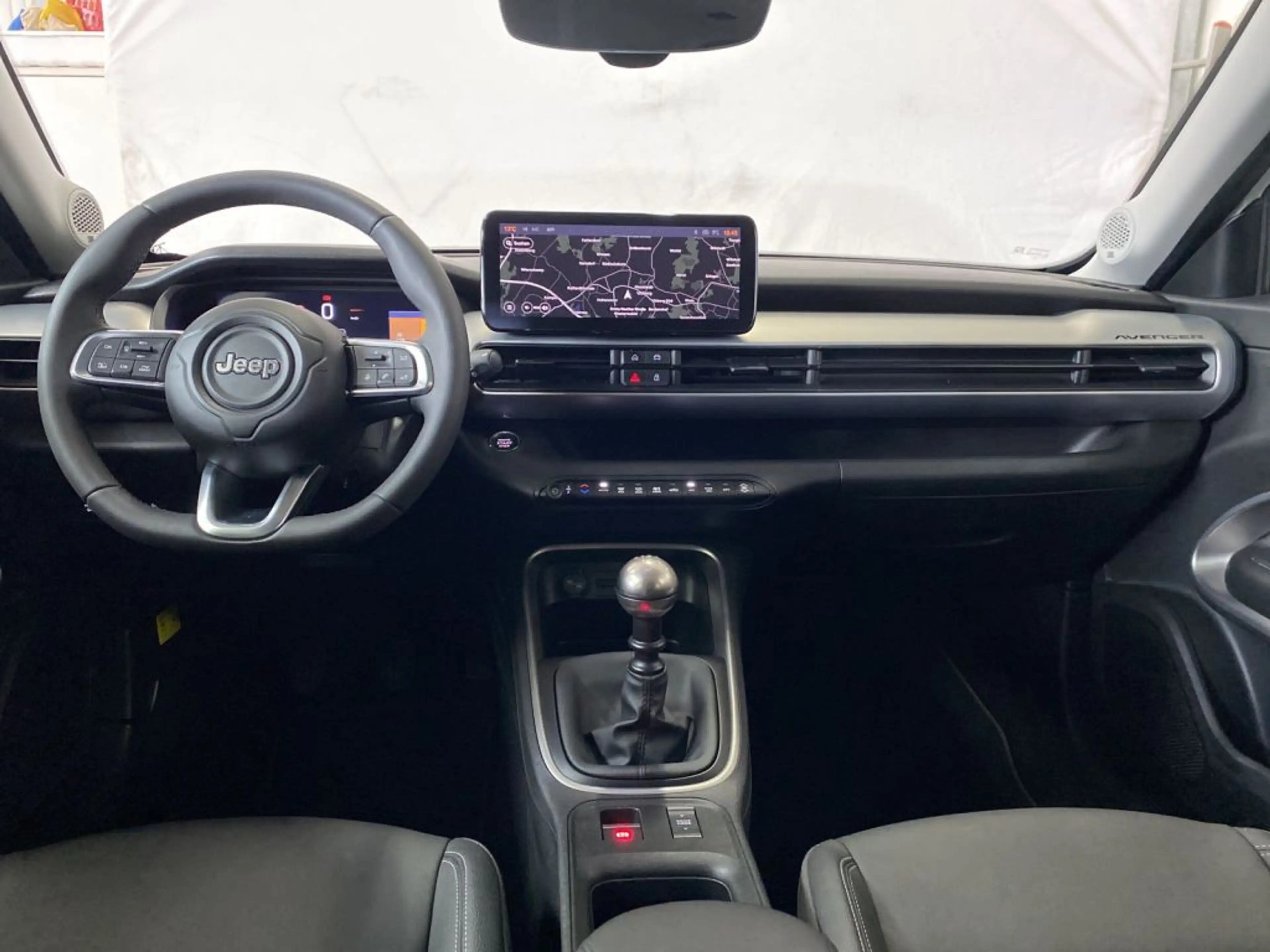 Jeep Avenger 1.2 GSE T3 Turbo-Benzin GDI Summit — photo 8